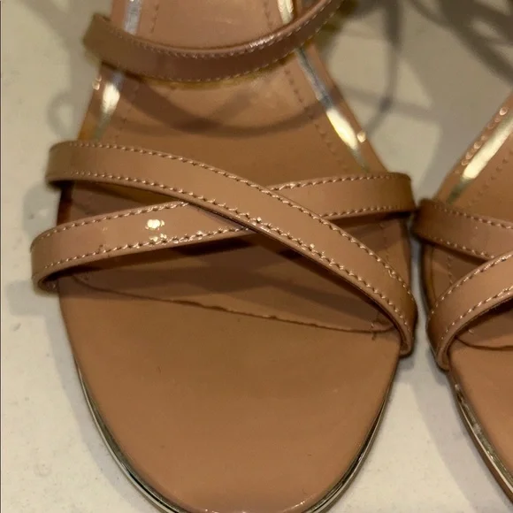 White House Black Market 9.5M 3.5 inch Nude Strappy Heels - Picture 3 of 12